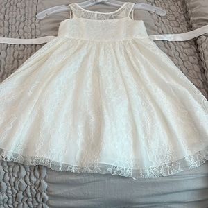 Flower girl dress Size 4